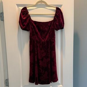 NWT Altar’d State burgundy dress - velvet floral cap sleeve - size small